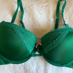 Victoria’s Secret Green Bra